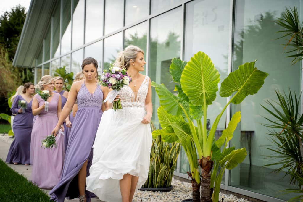 Lana Raquel Photography - Top Weddings Professional - Bride and Bridesmaids